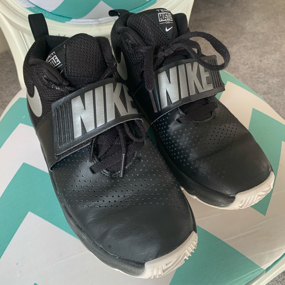 Women’s Nike Basketball shoes size 7